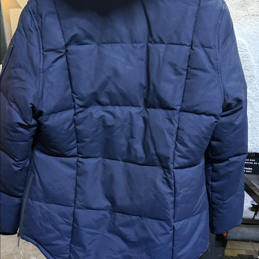 Moose Knuckles Dark Blue Hooded Puffer Jacket - Picture 8 of 8